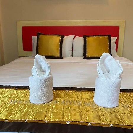 ואנג ויינג Bountang Mountain View Riverside Hotel מראה חיצוני תמונה