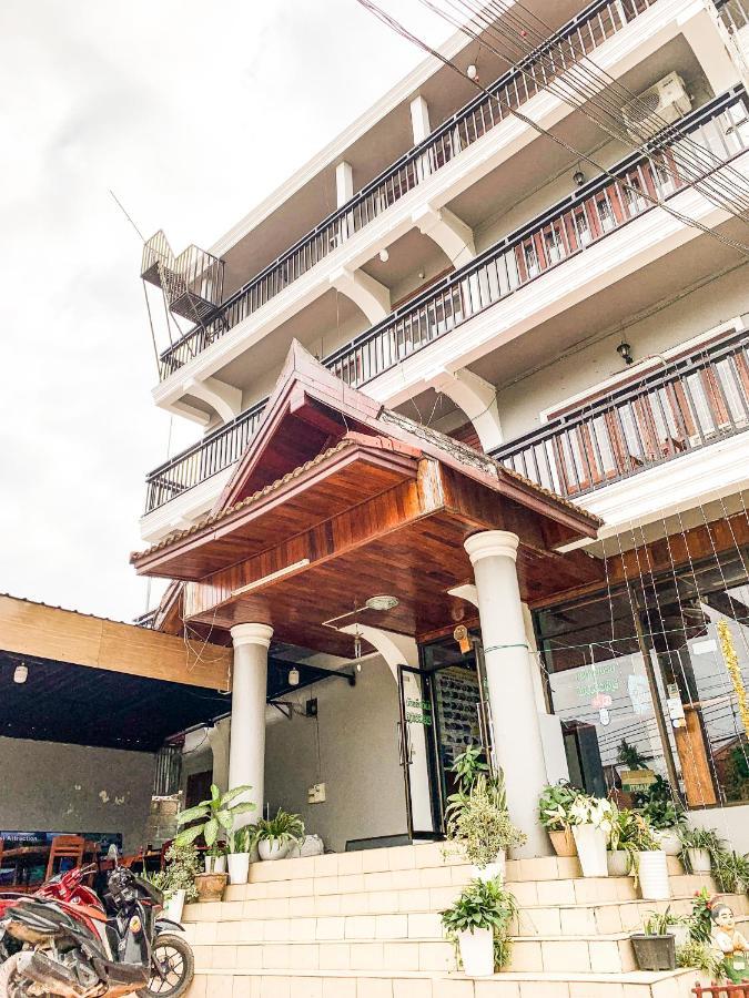 ואנג ויינג Bountang Mountain View Riverside Hotel מראה חיצוני תמונה