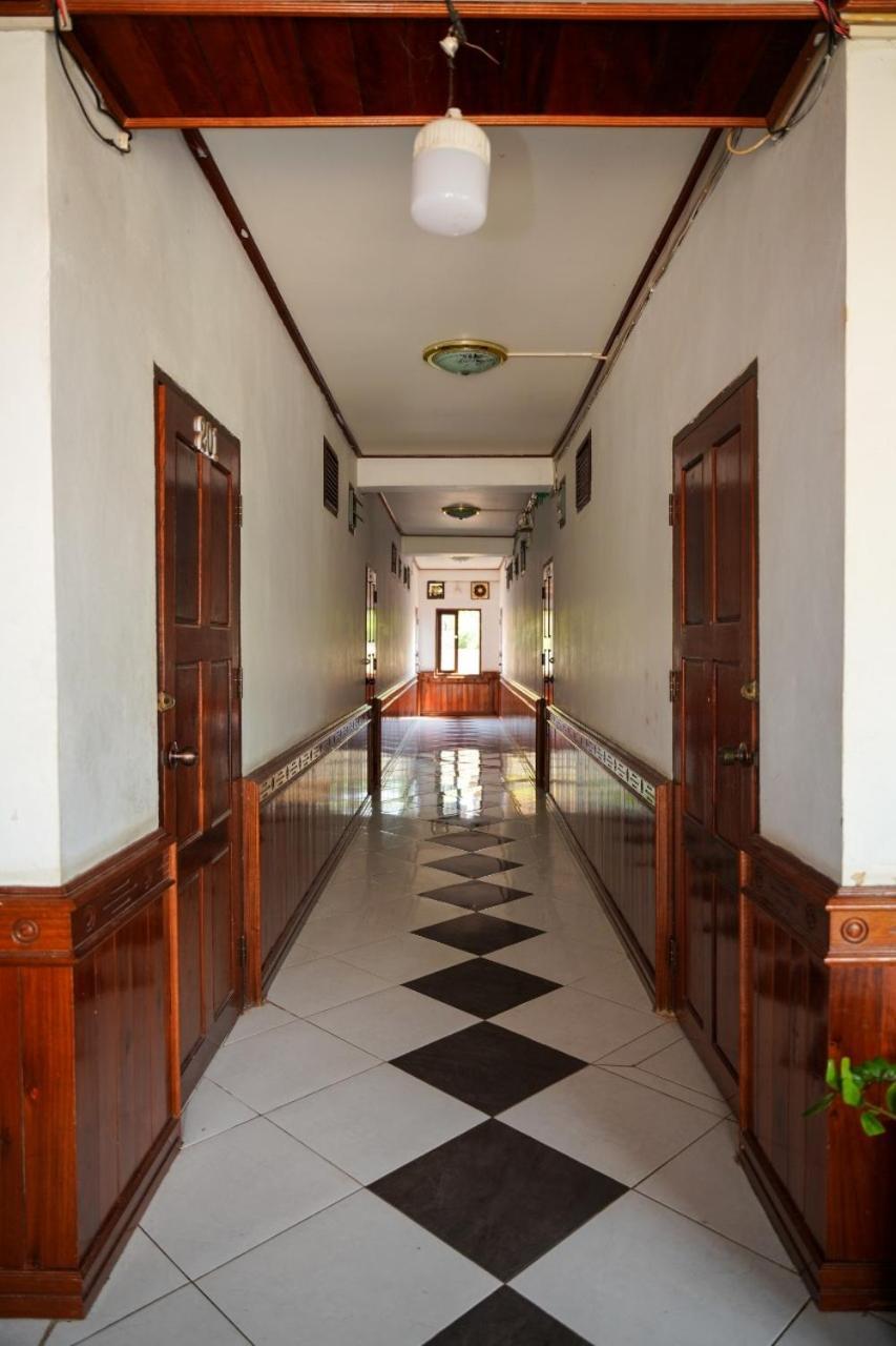 ואנג ויינג Bountang Mountain View Riverside Hotel מראה חיצוני תמונה
